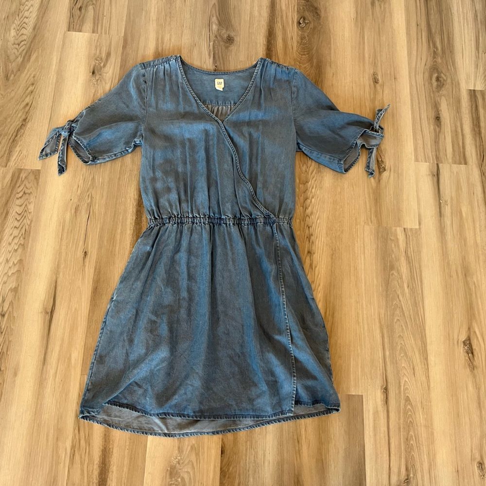 Gap S Denim Wrap Dress